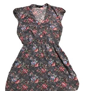 Forever 21 Floral Women’s Dress; Size Small